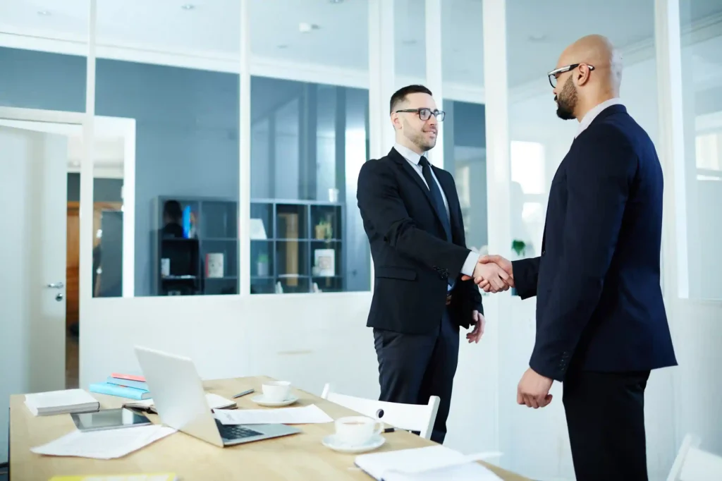 5 Signs It’s Time to Bring in a Business Consultant