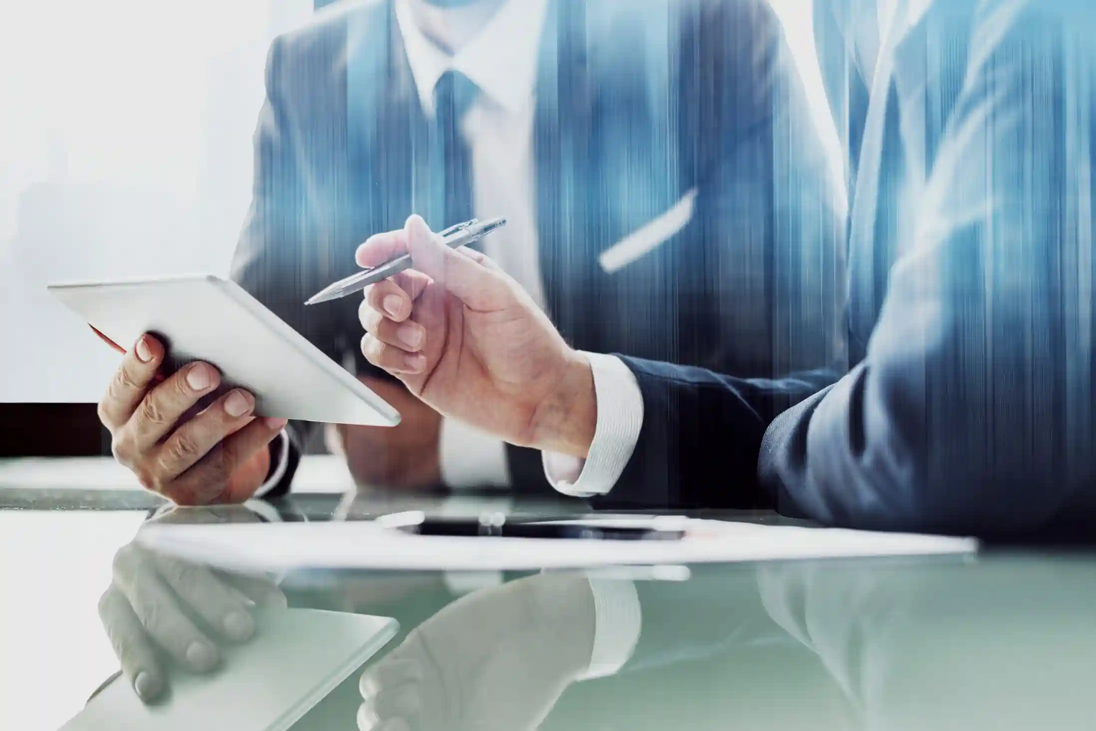 Top Challenges Faced by UAE SMEs and How CFO Services Solve Them