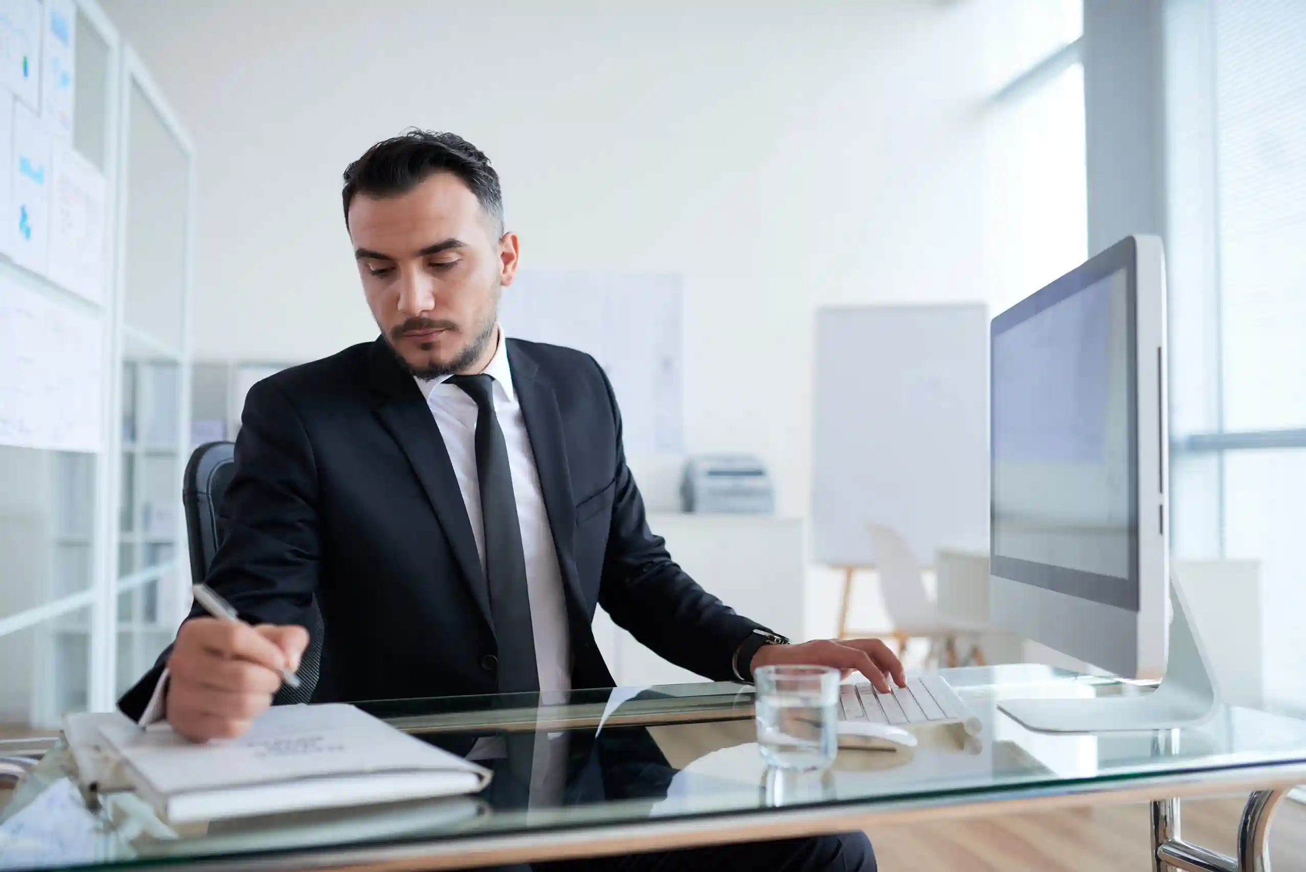 Top Mistakes Businesses Make Without Professional CFO Support in Dubai