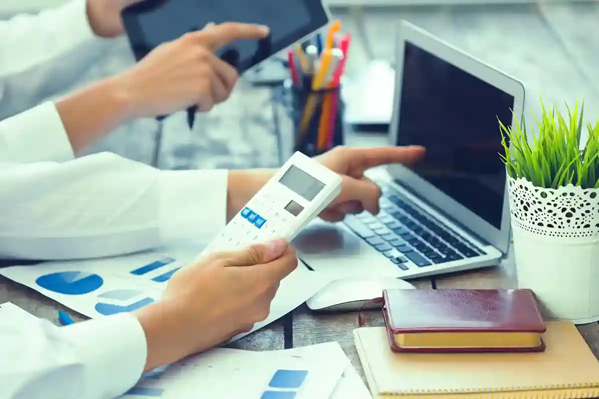 Accounting for Service-Based vs. Product-Based Businesses